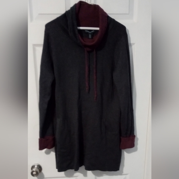 Cynthia Rowley Charcoal and Burgundy Mini Dress - Picture 1 of 3